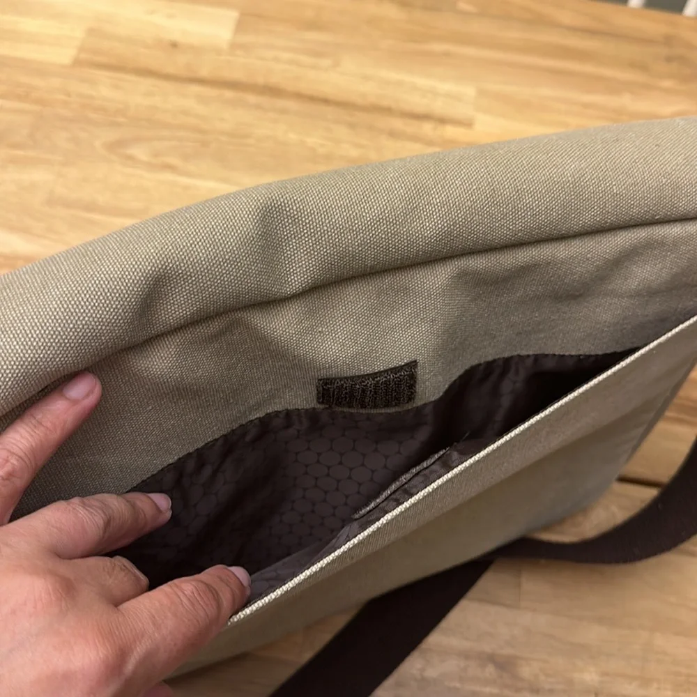 HEX RECON laptop bag